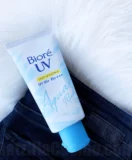 Best Pick: Biore UV Aqua Rich Light Up Essence
